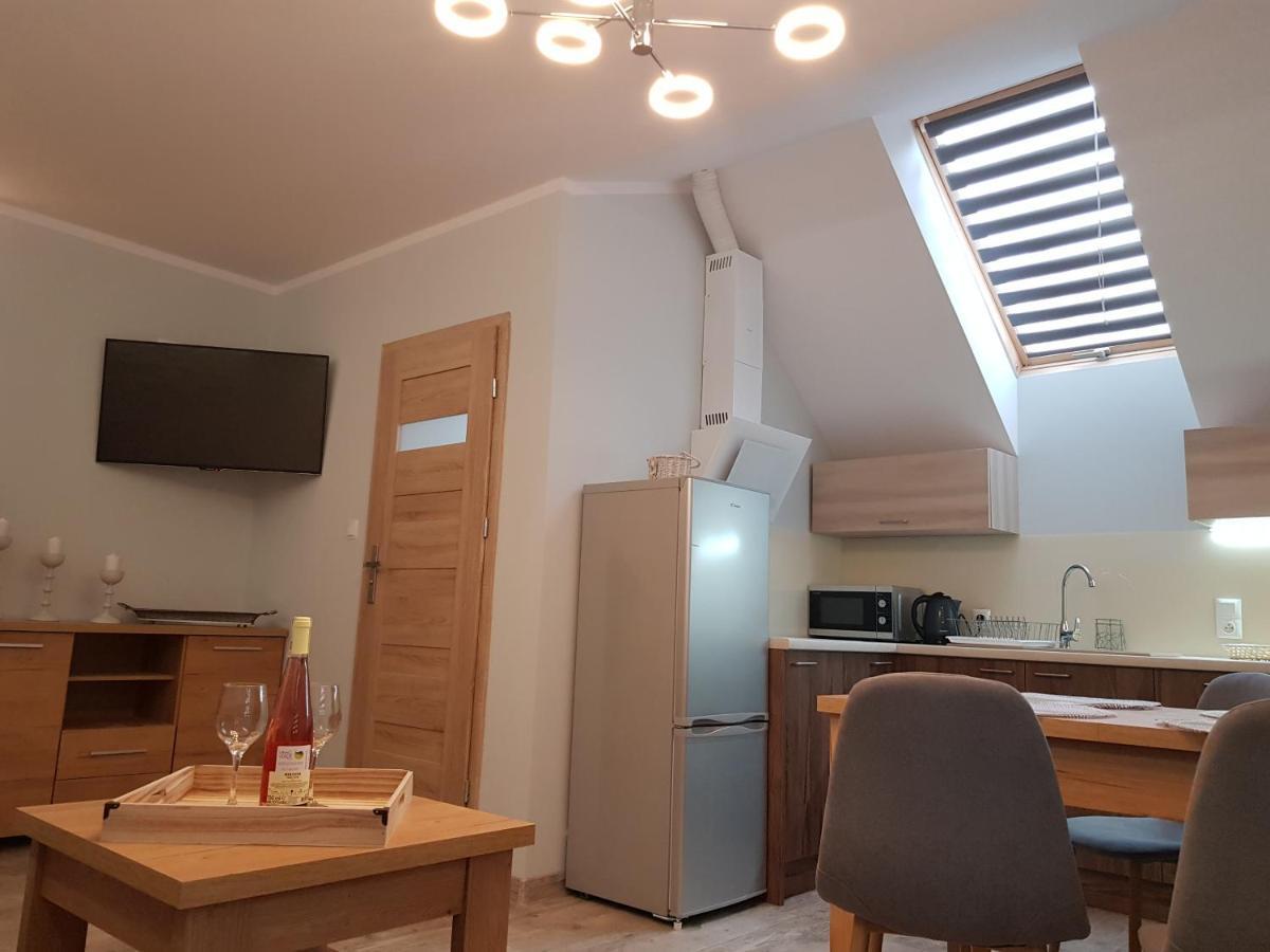 Apartament Komarno II Еленя-Гура Экстерьер фото